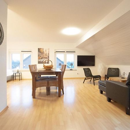 Raj Living - 1 , 3 And 4 Room Apartments - 20 Min Messe Dus & Airport Dus Meerbusch Exteriör bild