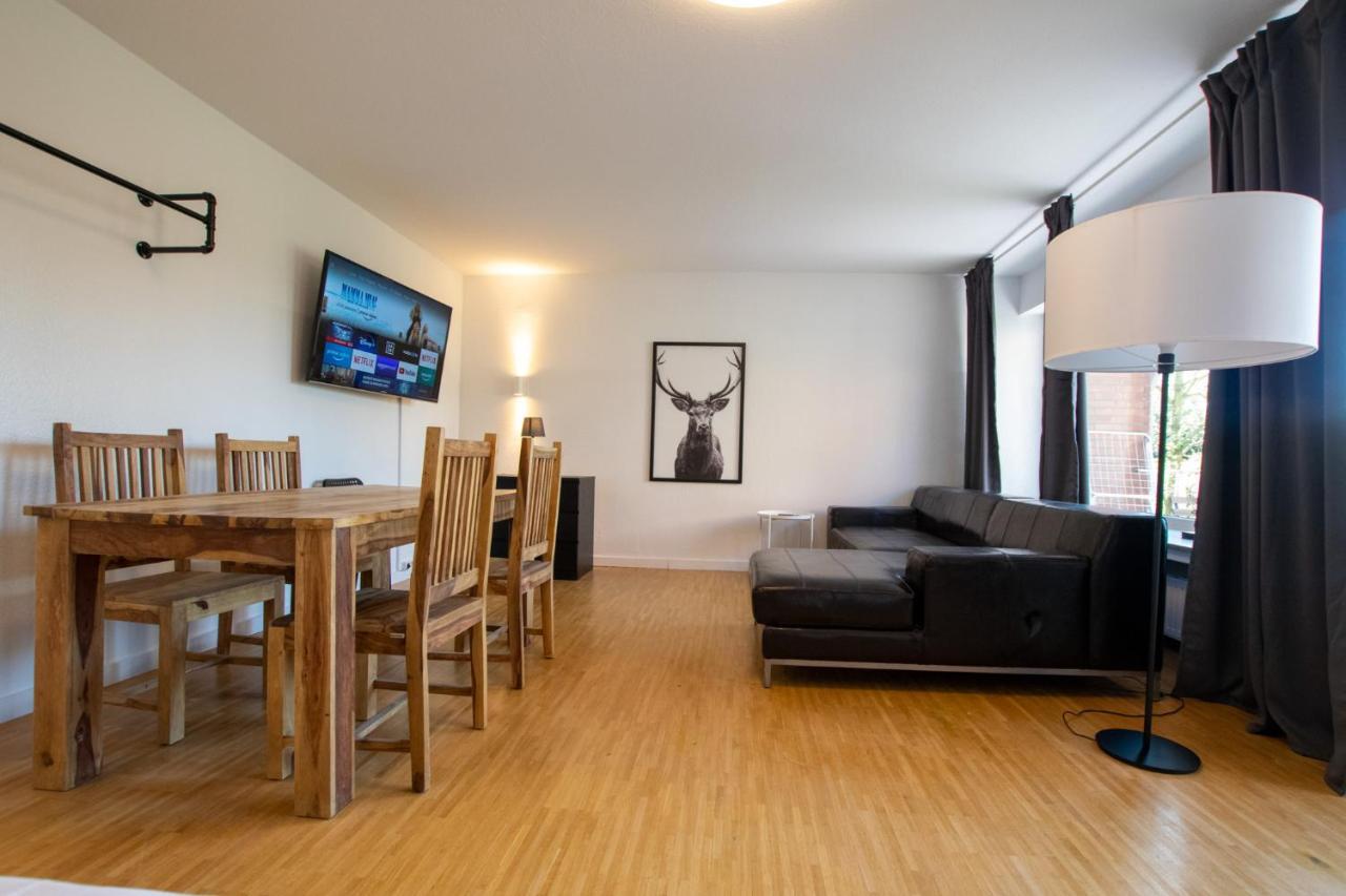 Raj Living - 1 , 3 And 4 Room Apartments - 20 Min Messe Dus & Airport Dus Meerbusch Exteriör bild