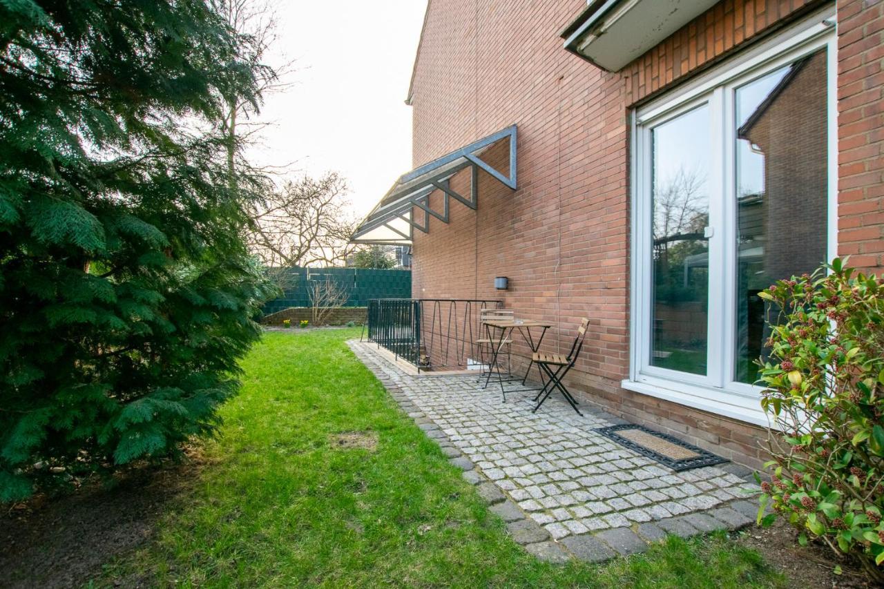 Raj Living - 1 , 3 And 4 Room Apartments - 20 Min Messe Dus & Airport Dus Meerbusch Exteriör bild