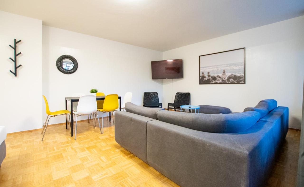 Raj Living - 1 , 3 And 4 Room Apartments - 20 Min Messe Dus & Airport Dus Meerbusch Exteriör bild