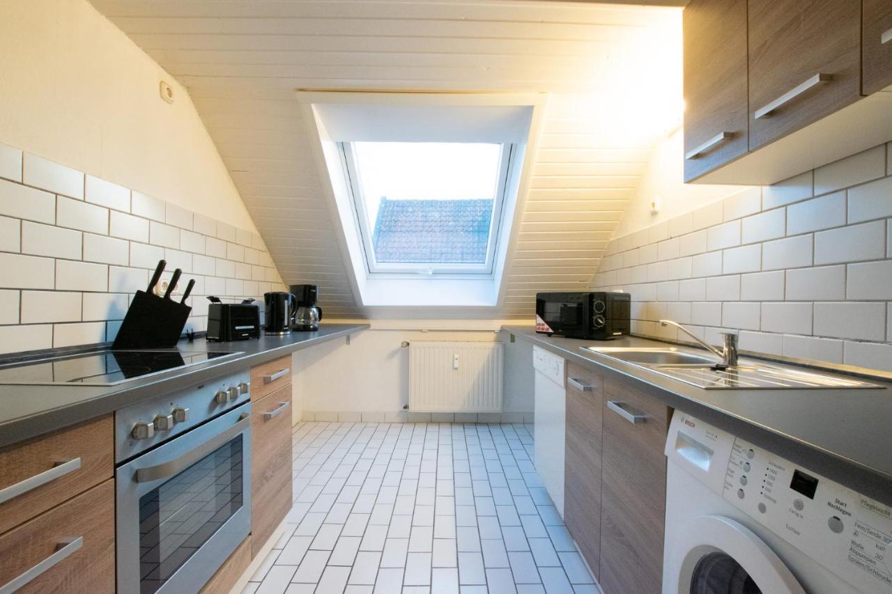 Raj Living - 1 , 3 And 4 Room Apartments - 20 Min Messe Dus & Airport Dus Meerbusch Exteriör bild