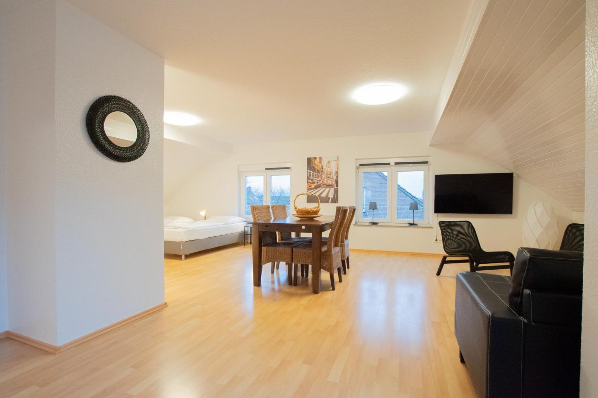Raj Living - 1 , 3 And 4 Room Apartments - 20 Min Messe Dus & Airport Dus Meerbusch Exteriör bild