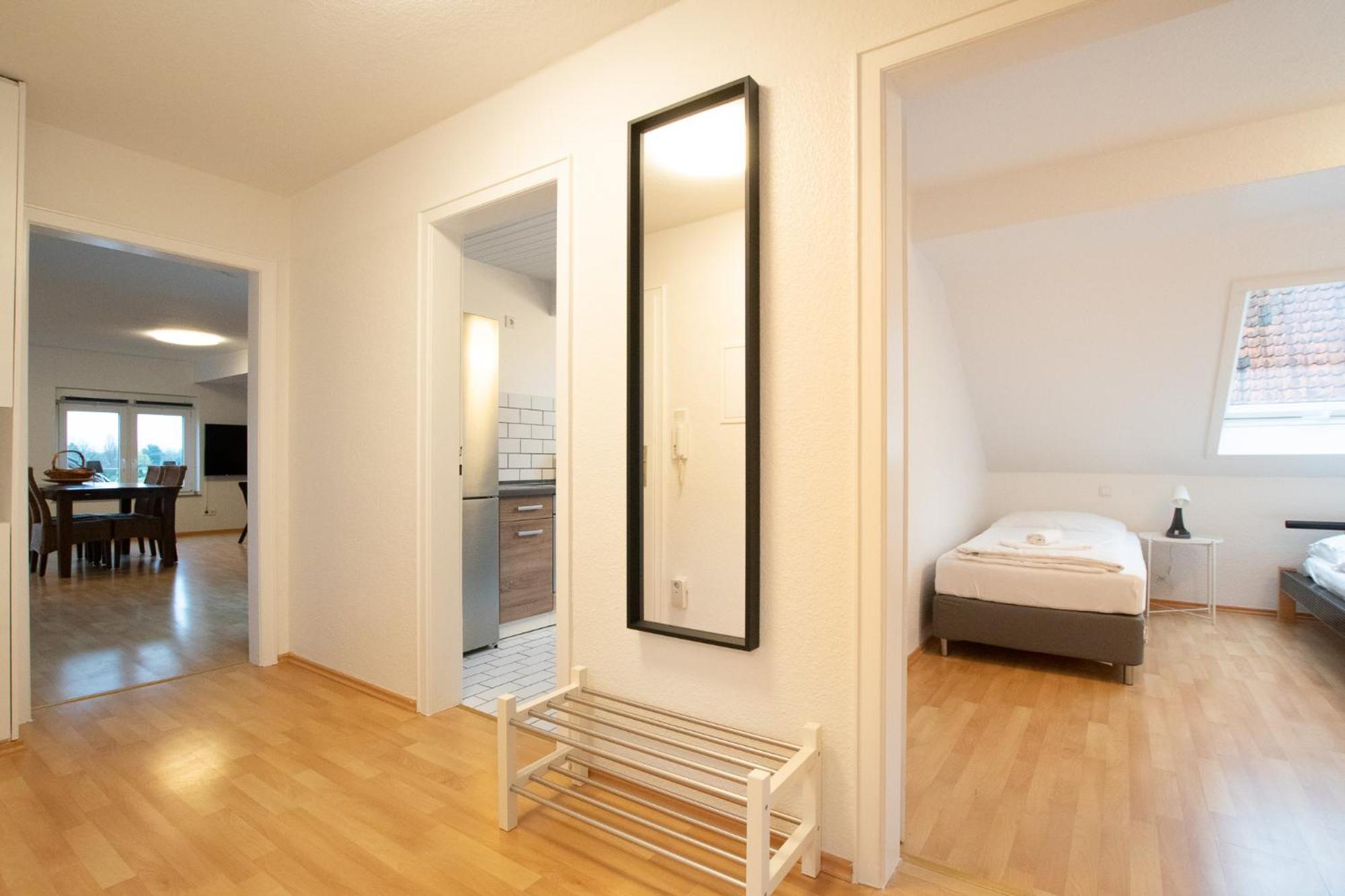 Raj Living - 1 , 3 And 4 Room Apartments - 20 Min Messe Dus & Airport Dus Meerbusch Exteriör bild