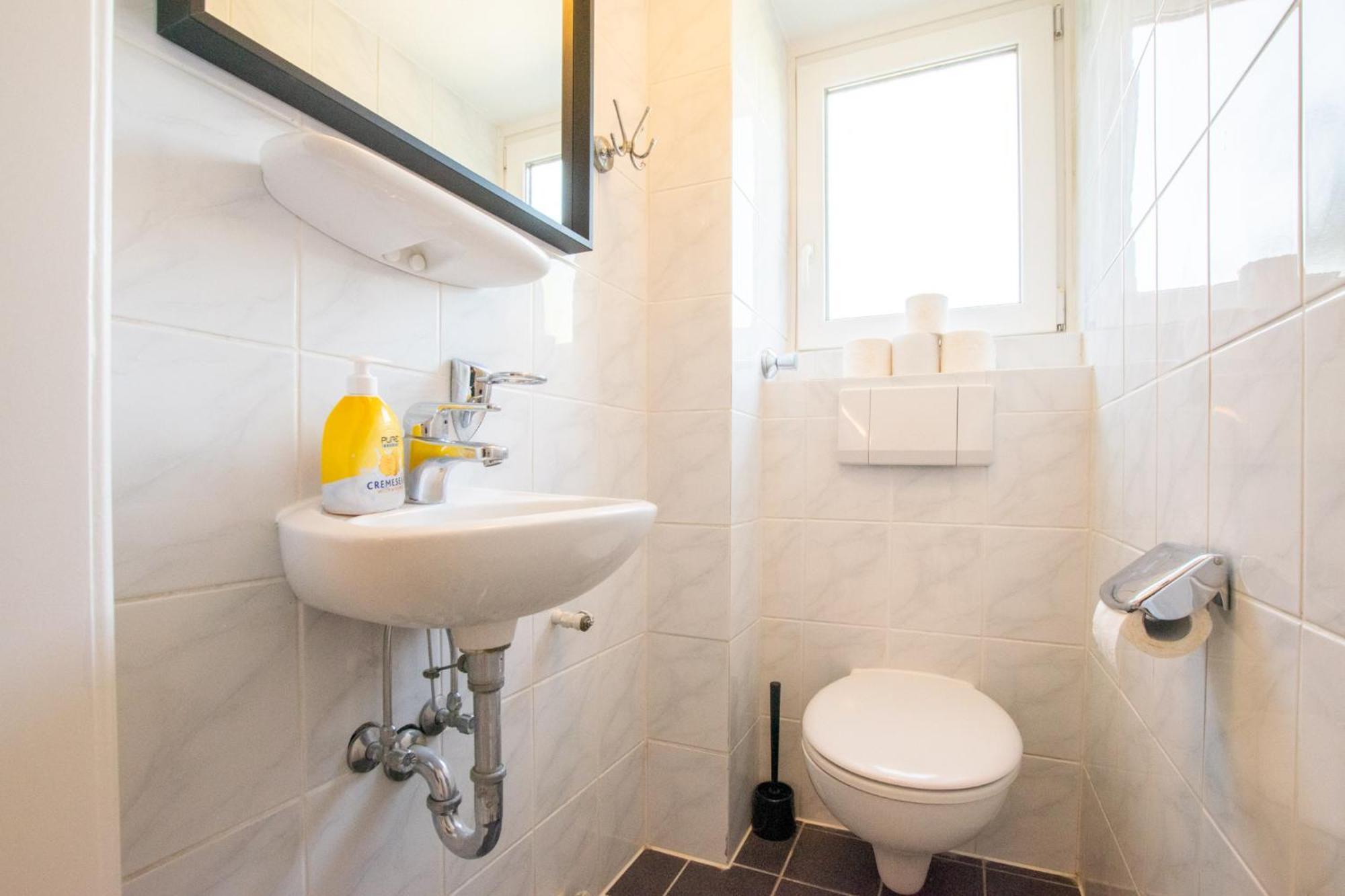 Raj Living - 1 , 3 And 4 Room Apartments - 20 Min Messe Dus & Airport Dus Meerbusch Exteriör bild